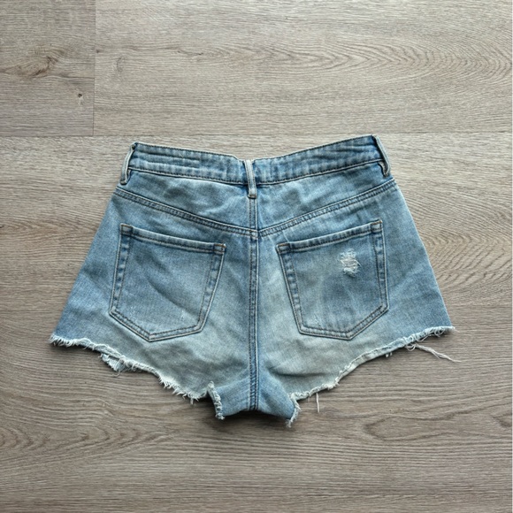 Pacsun high rise shorts - Picture 2 of 3